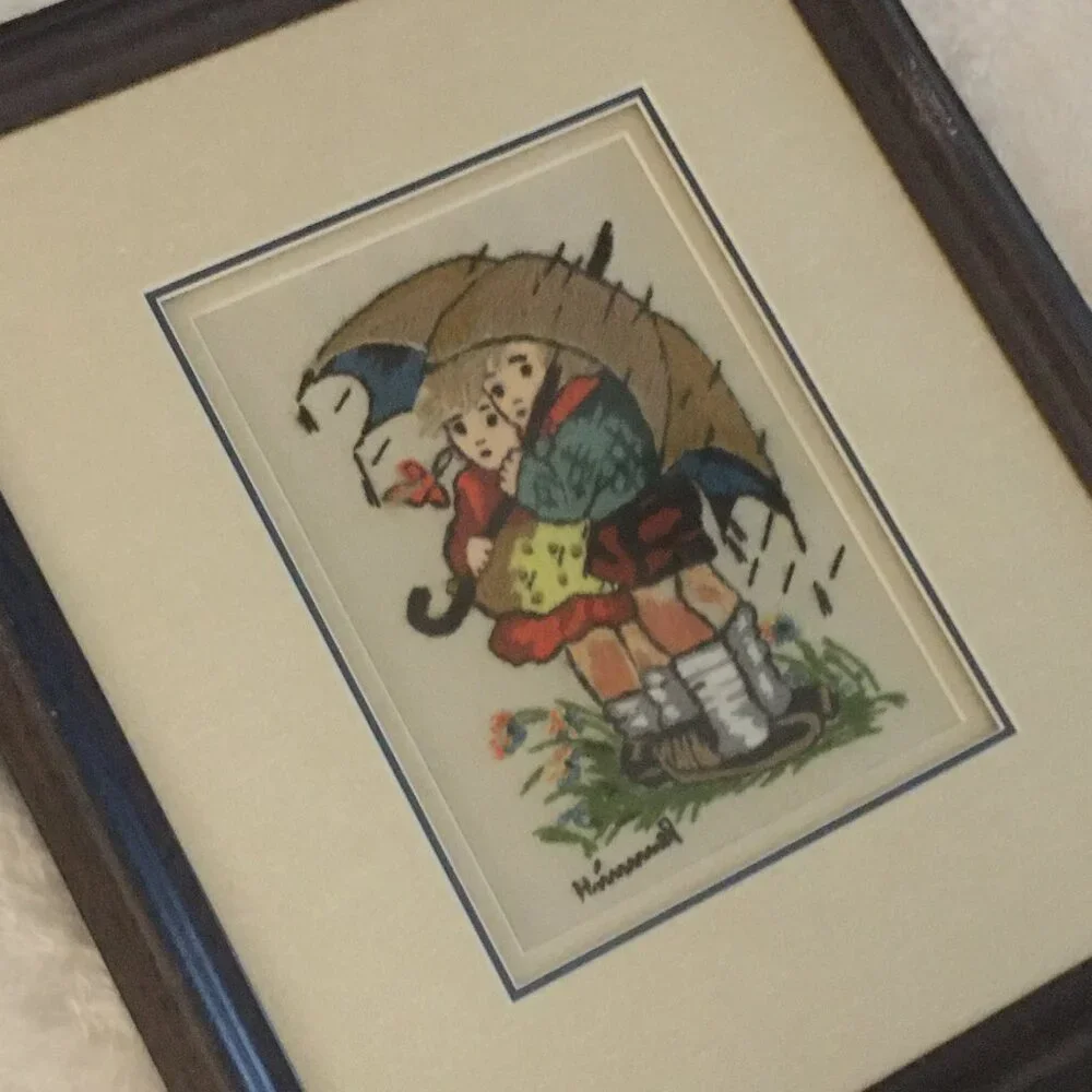 Vintage Hummel Needlework Children In The Rain 3D Embroidery Professional Frame - Picture 3 of 12